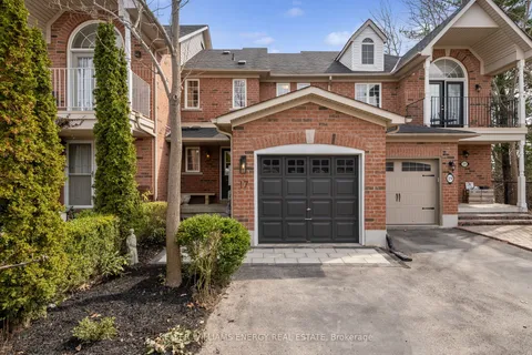 17 Cape Breton Court, ON L4E 3W4