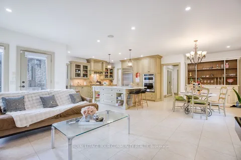 103 Duncan Road, ON L4C 6J4