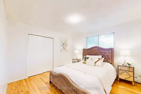 20201 Yonge Street, ON L9N 1B1