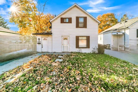 16958 Bayview Avenue, ON L3Y 6M5