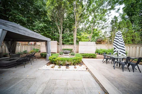 128 beverley glen Boulevard, ON L4J 7V2