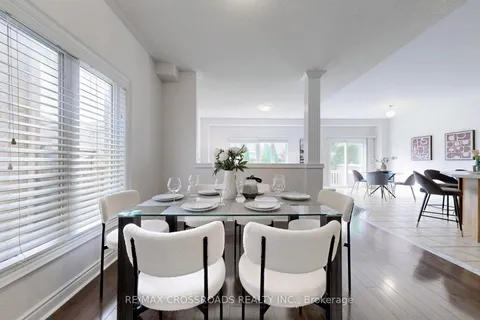43 Crescendo Avenue, ON L4S 2S1