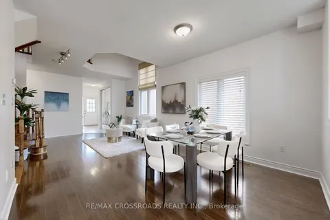 43 Crescendo Avenue, ON L4S 2S1