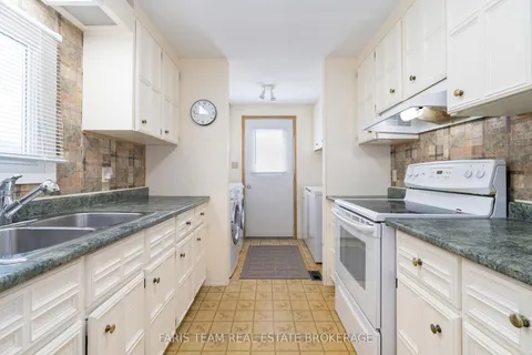 19 Mimosa Drive, ON L9S 1P8