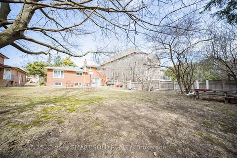 75 Stockdale Crescent, ON L4C 3T1