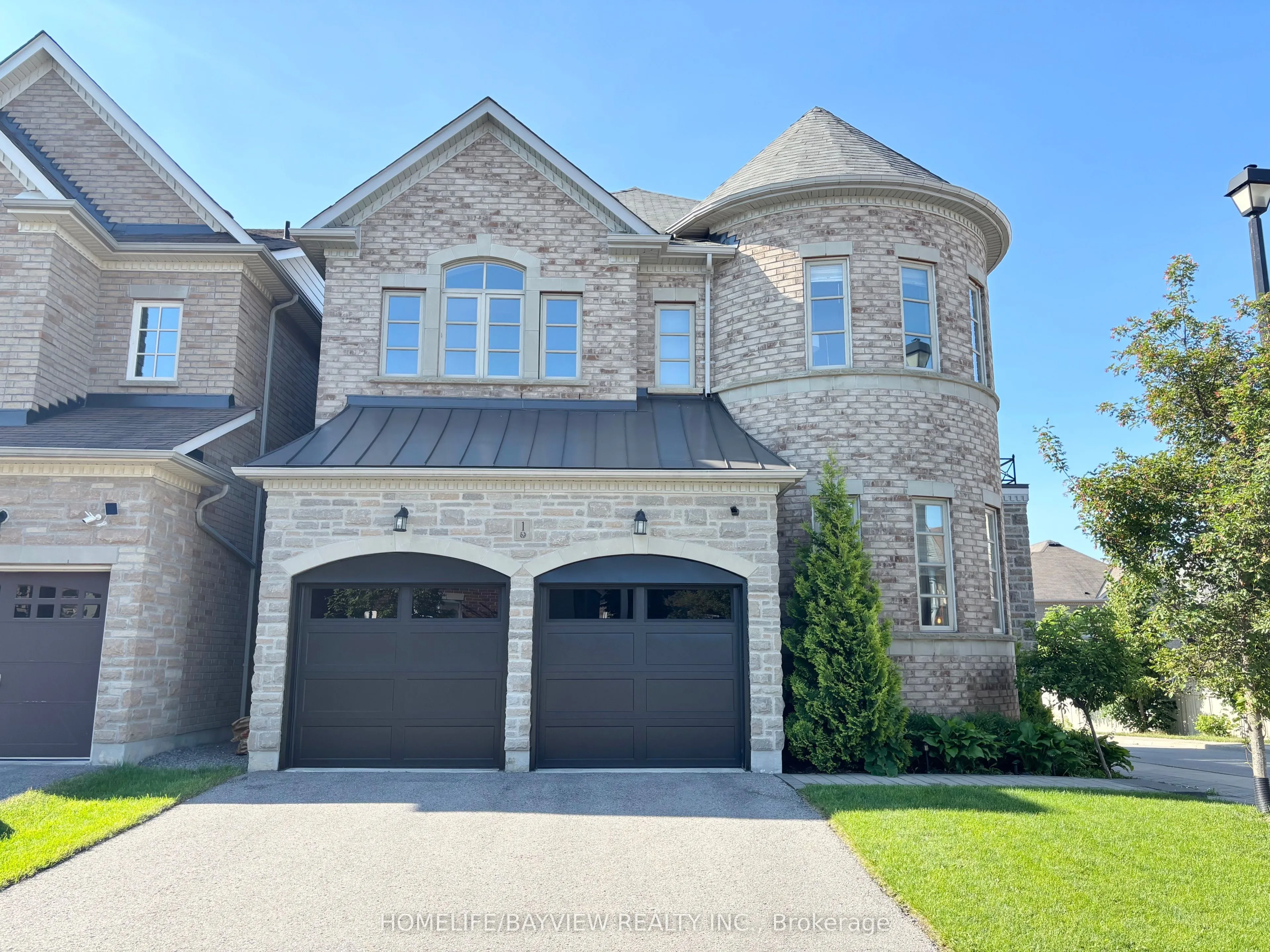 1 Plantain Lane, ON L4E 1B9