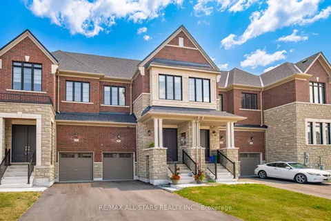 5 Wesmina Avenue, ON L4A 4V9