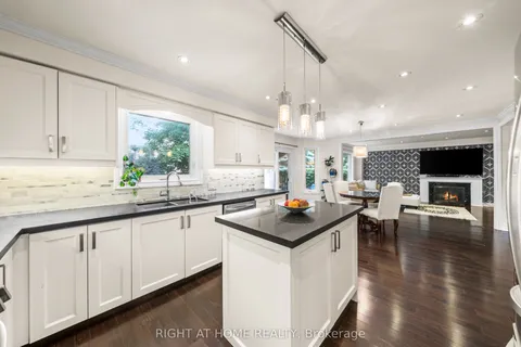 5 Stave Crescent, ON L4C 9K4