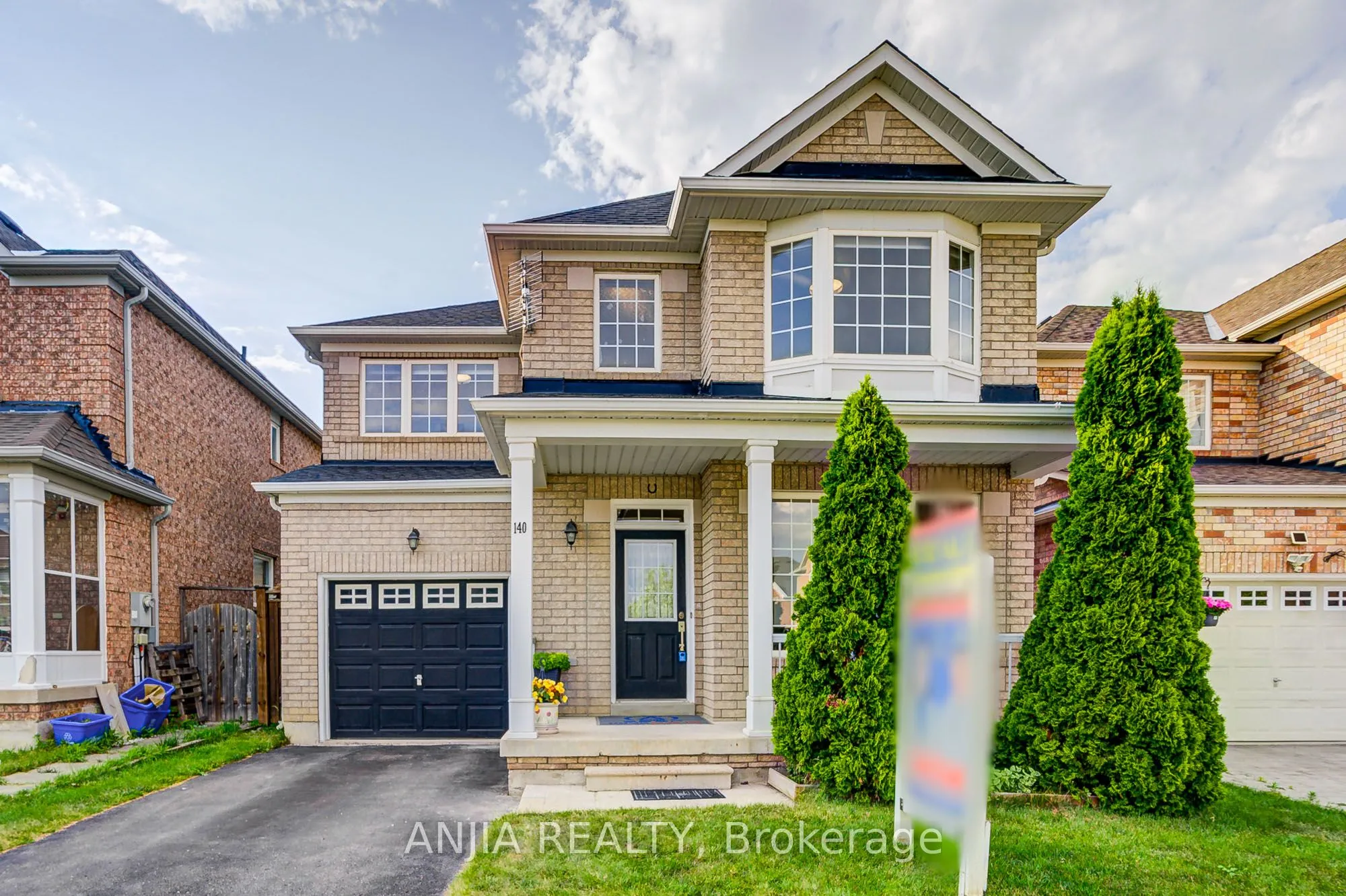 140 Edward Jefferys Avenue, ON L6E 1V5