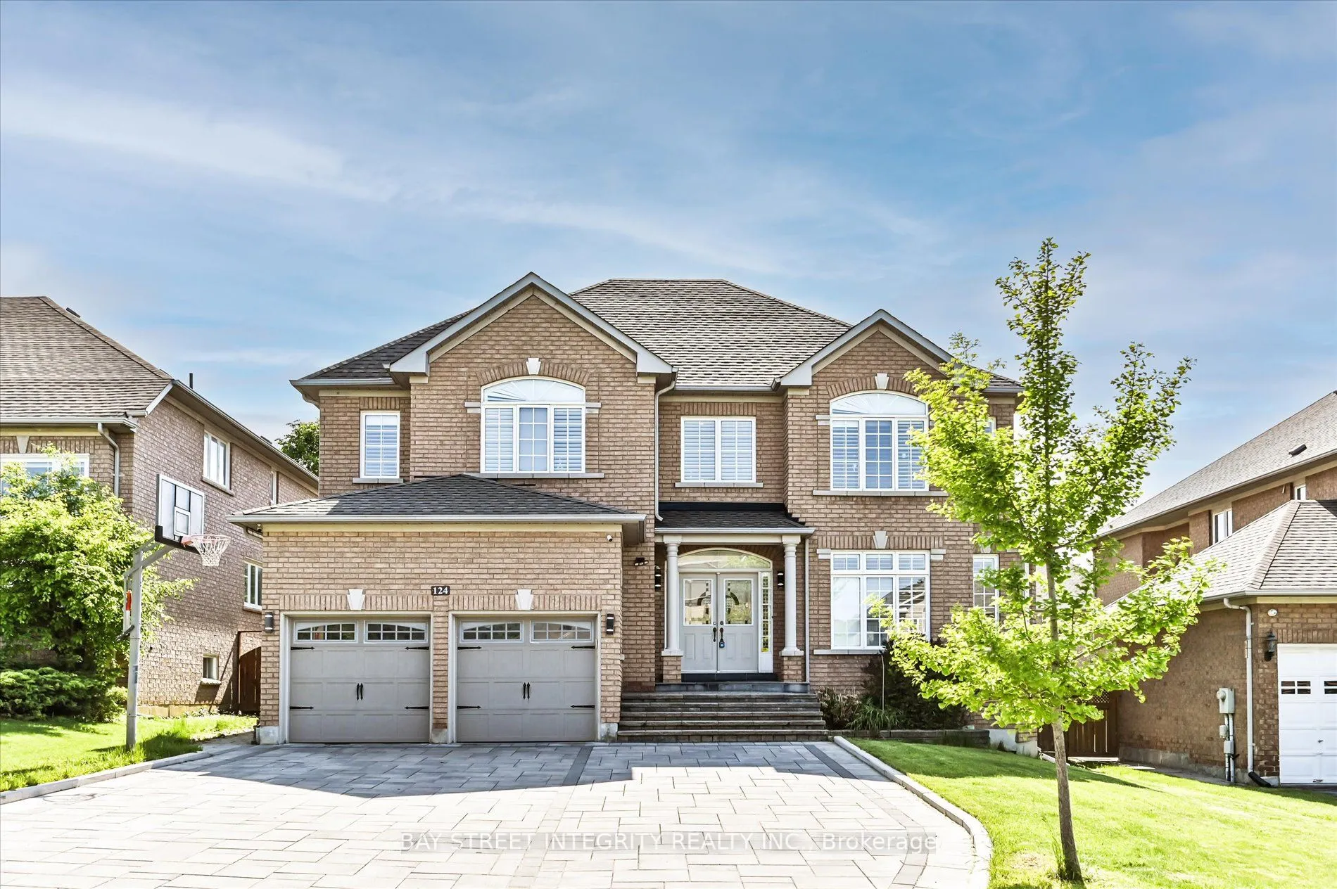 124 Spring Blossom Crescent, ON L6C 1X4