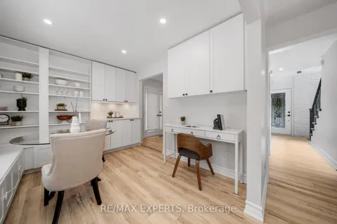 17 PATRICIAN Court, ON L3Z 1B4