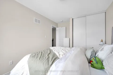 58 Clifford Crescent, ON L0G 1W0