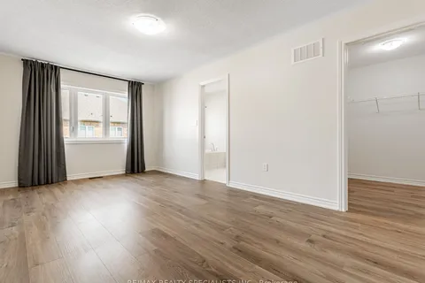 68 Ferragine Crescent, ON L3Z 4K2