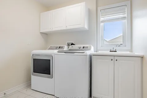 68 Ferragine Crescent, ON L3Z 4K2