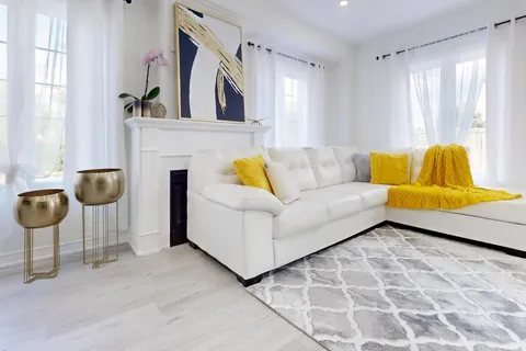 52 Martini Drive, ON L4S 2T7