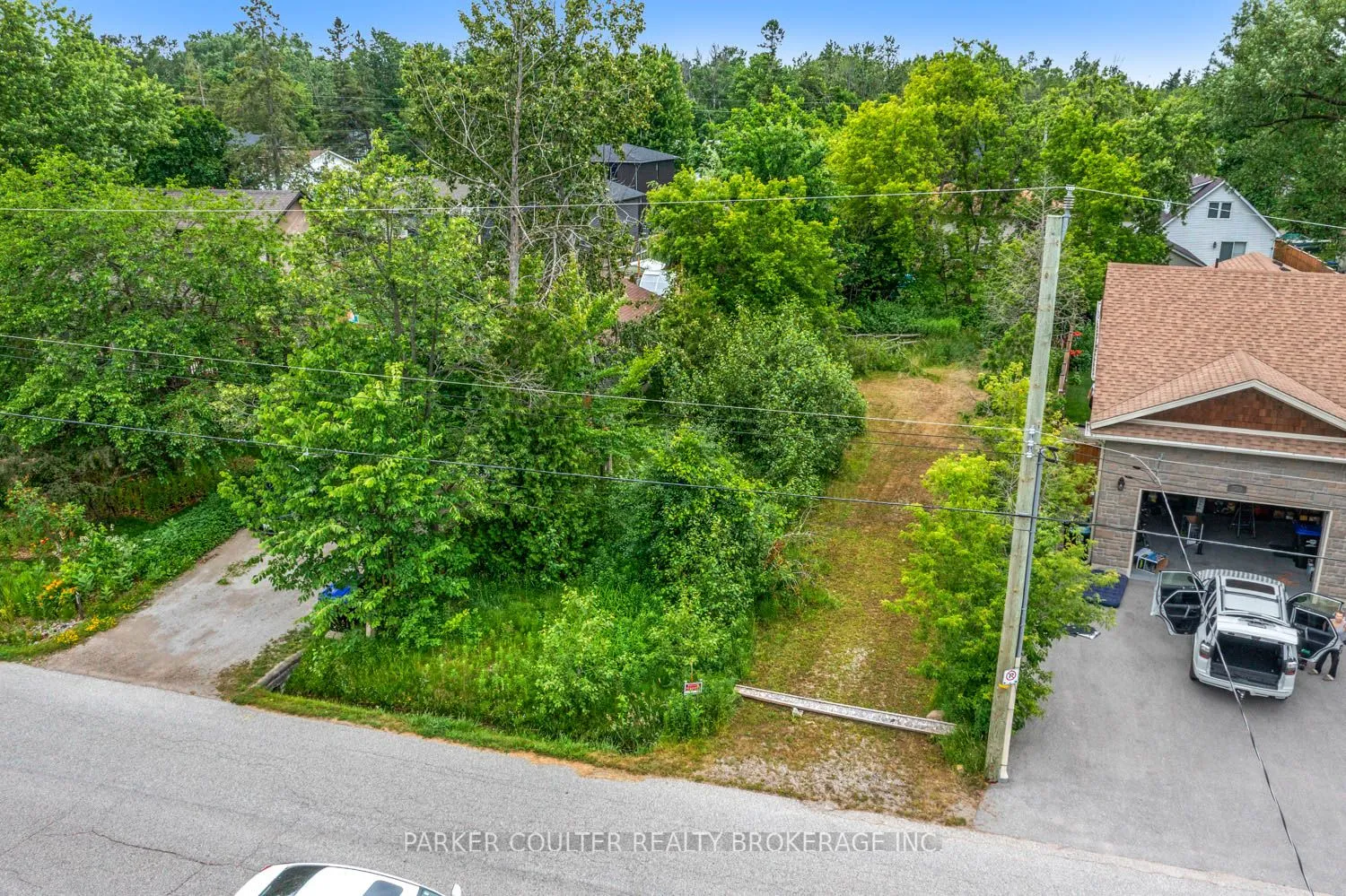 732 Chestnut Street, ON L9S 2H8