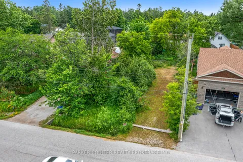 732 Chestnut Street, ON L9S 2H8