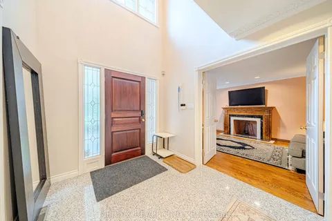 659 Sixteenth Avenue, ON L4C 7A8
