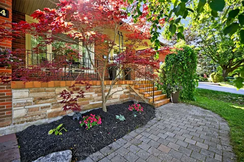 204 Alexander Road, ON L3Y 5P1
