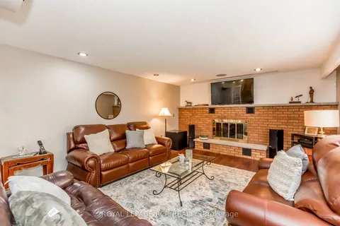 2100 Davis Drive, ON L3Y 4V9