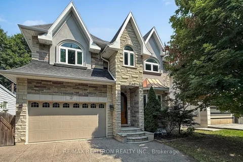 58 Highland Park Boulevard, ON L3T 1B3