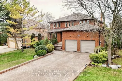 58 Rossmull Crescent, ON L4L 7C8