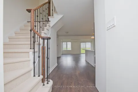 102 Knight Street, ON L9R 0R6