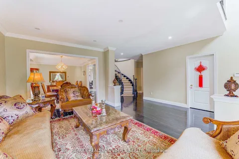 338 Calvert Road, ON L6C 1Y2