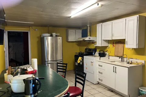 635 Strawberry Lane, ON L3Y 4V9