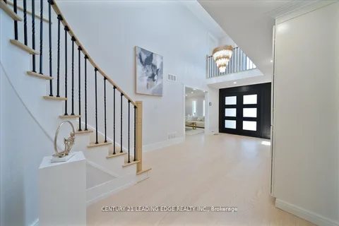 157 Jeanne Drive, ON L4L 1X8