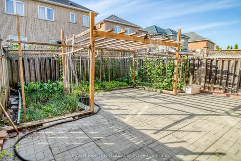 8 Charles Brown Road, ON L3S 4T3