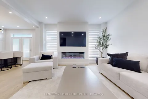 23 Sam Battaglia Crescent, ON L0E 1R0
