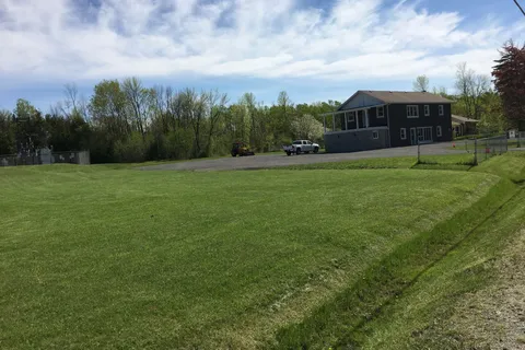 1035 Metro Road, ON L4P 3E9