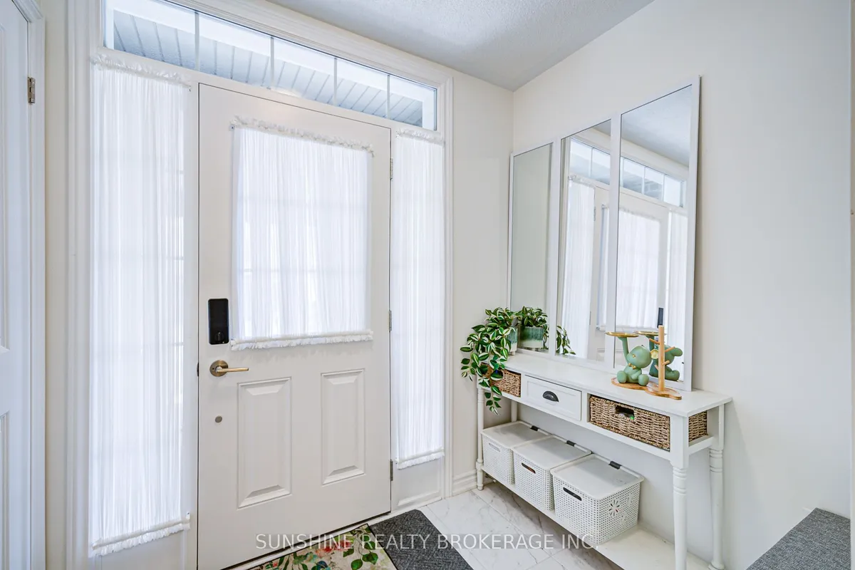 8 Mel Irving Drive, ON L3Z 4P1