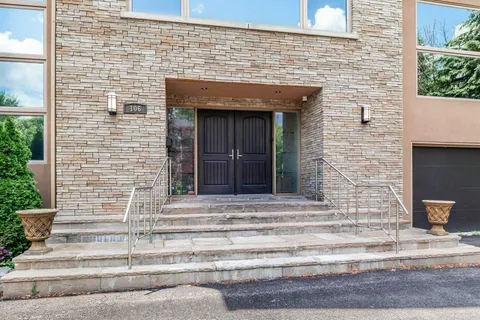 106 Brooke Street, ON L4J 1Y8