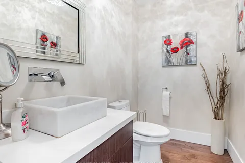 106 Brooke Street, ON L4J 1Y8