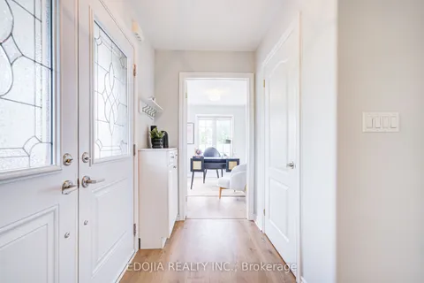 5 Patullo Avenue, ON L4S 2S8