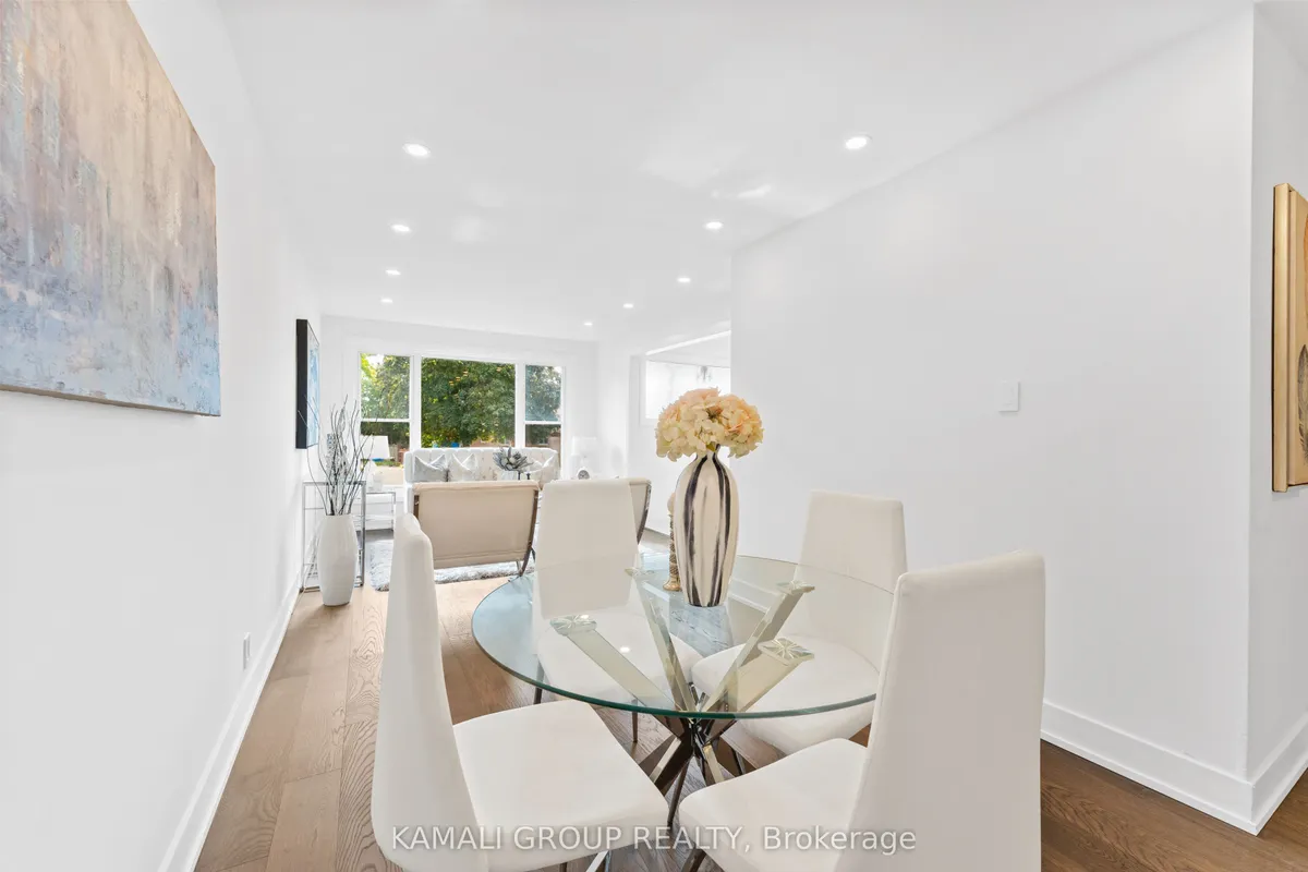 83 Walter Avenue, ON L3Y 2T5