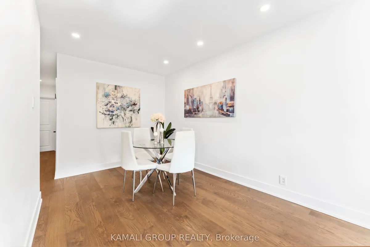 83 Walter Avenue, ON L3Y 2T5