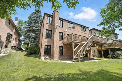 34 Prince Edward Boulevard, ON L3T 7G2