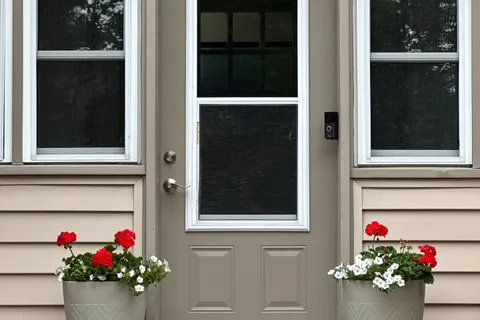 45 Spruce Street, ON L4G 1R9