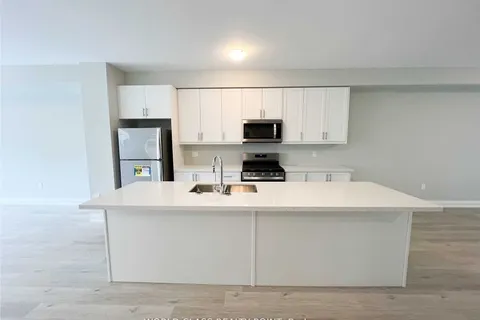 1490 Purchase Place, ON L0L 1W0