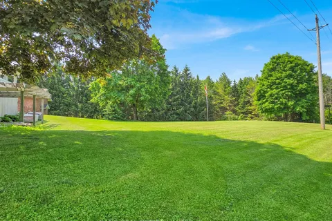 15240 12th Concession, ON L7E 5R7