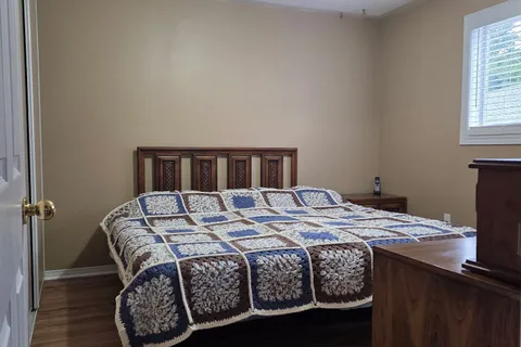 1087 Arnold Street, ON L0L 1W0