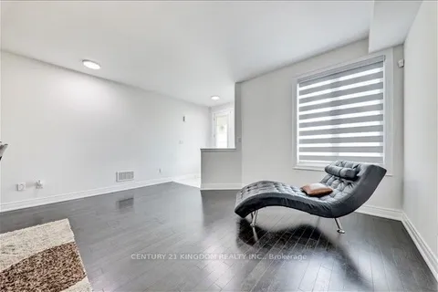983 Langford Boulevard, ON L3Z 4K9