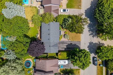18 Heritage Road, ON L0L 1L0