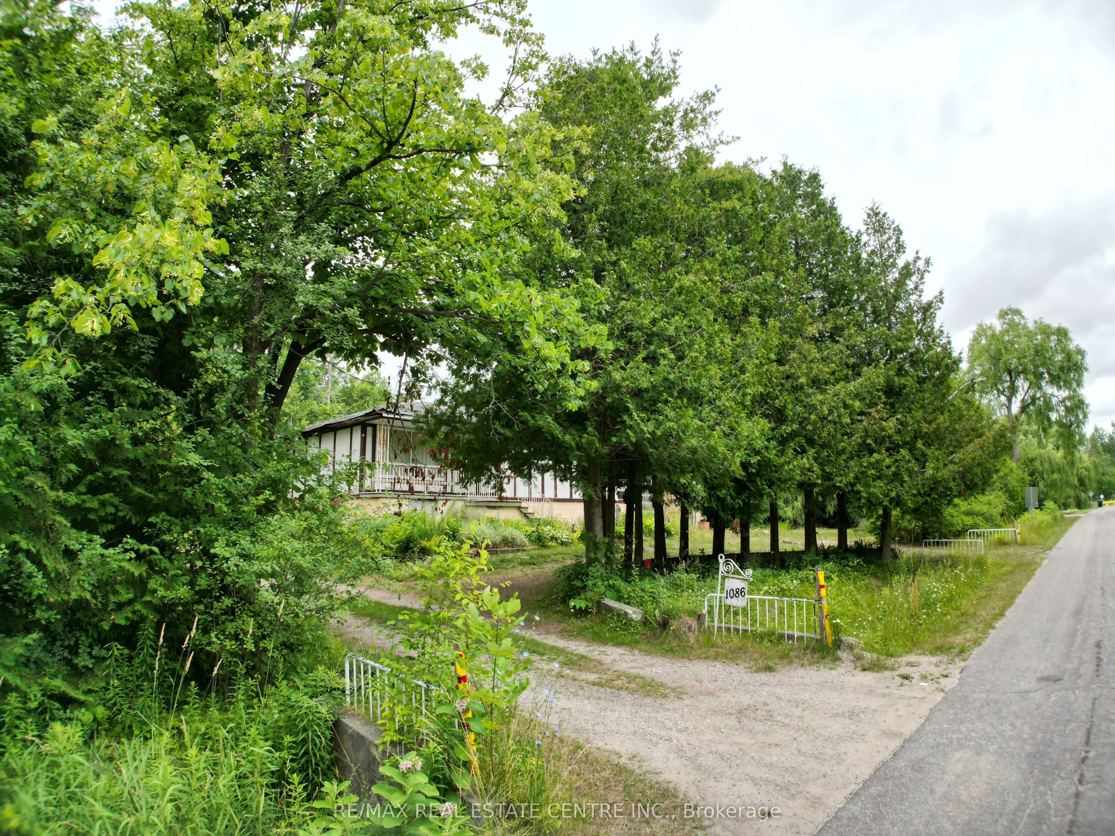 1086 Corner Avenue, ON L0L 1W0
