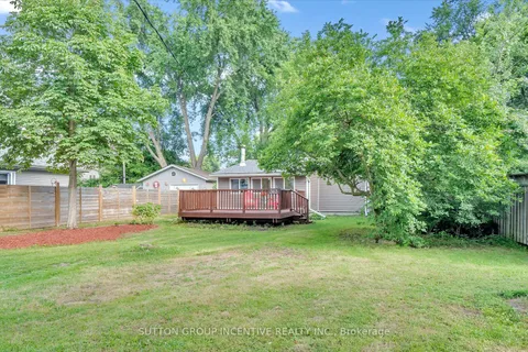 363 Hollywood Drive, ON L4P 3A2