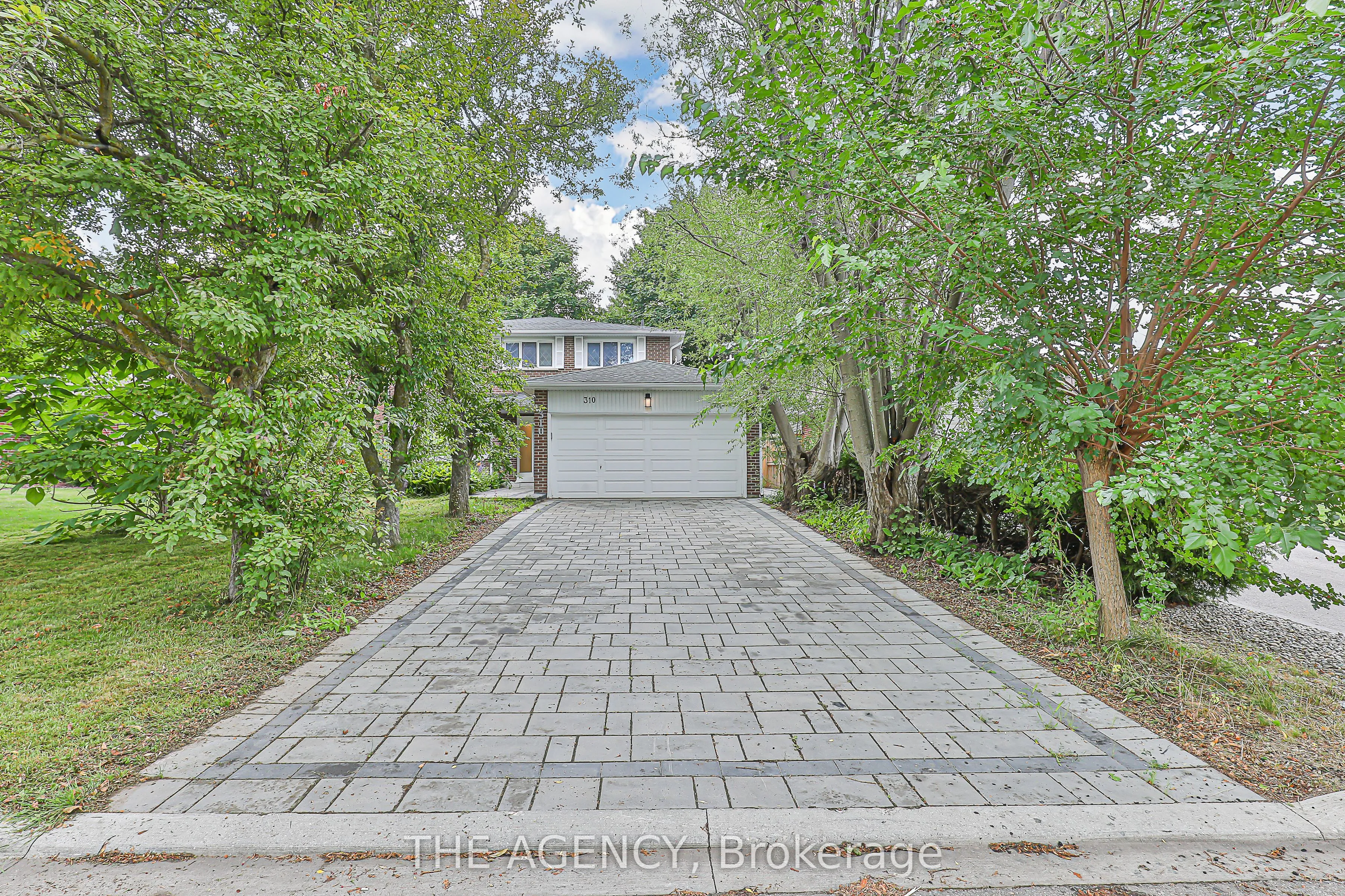 310 Primrose Lane, ON L3Y 5Y9