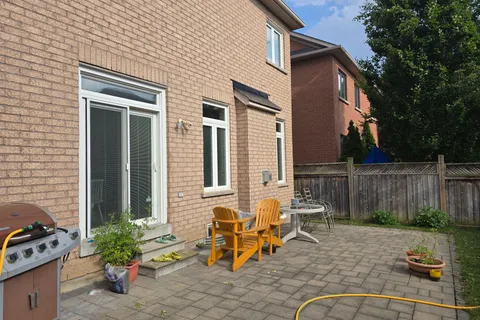 22 Renoir Drive, ON L4J 9A9